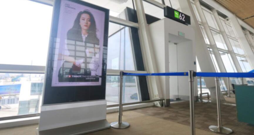 廈門(mén)機(jī)場(chǎng)刷屏廣告