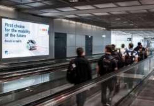 法蘭克福機場廣告